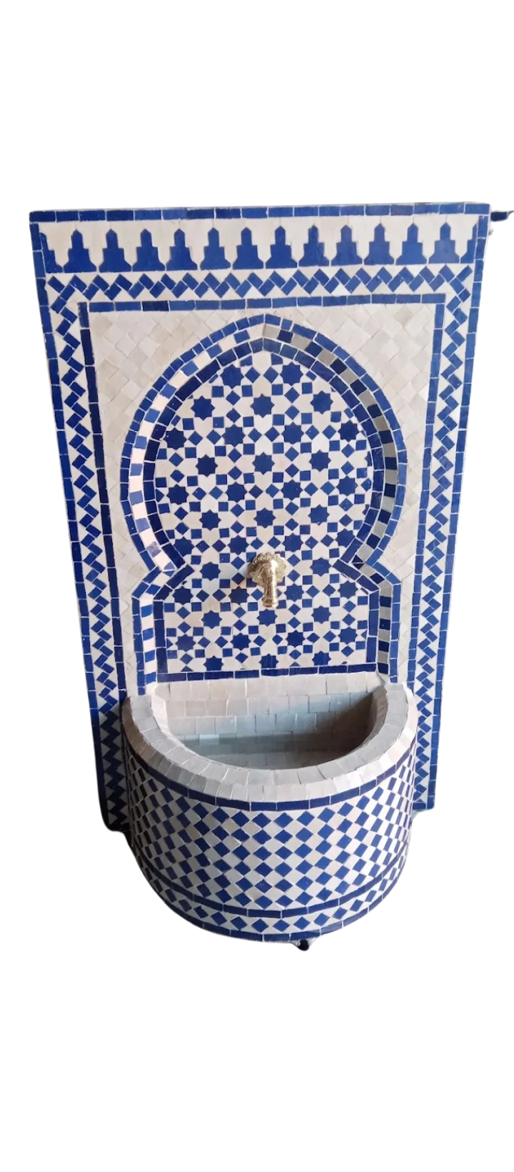 Fontaine murale en mosaïque bleue, 105 × 60 cm, robinet en laiton �.